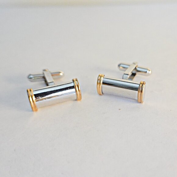 Walter E. Hayward | 14k Sterling Bar Cuff Links - Picture 2 of 2